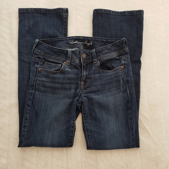 American Eagle Outfitters Denim - American Eagle stretch blue jeans bootcut 4